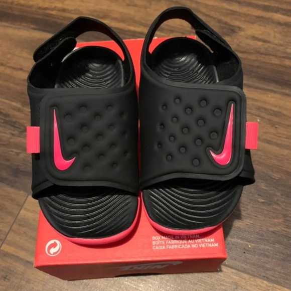 Nike sandals toddler size 6 - Picture 1 of 1